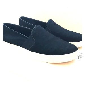 Navy blue fur Vince shoes